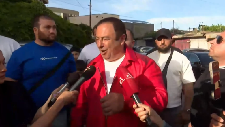 Img default alt hy