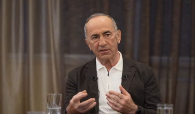 Img default alt hy